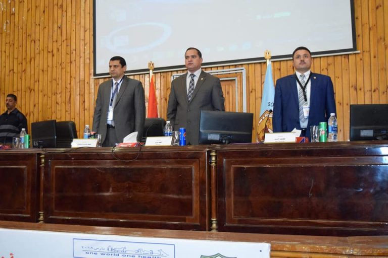 كلية الطب البيطري بسوهاج تفتتح مؤتمرها السنوي الاول