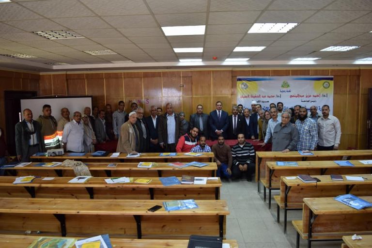 بدء الدورة التدريبية للمشتغلين بالاتجار في المبيدات بزراعة سوهاج
