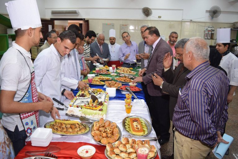 “ربع مشكل” تختتم تدريبها بزراعة سوهاج