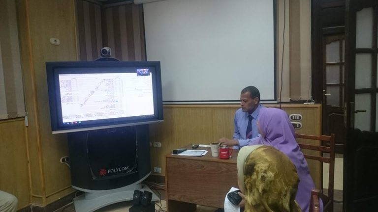 جامعة سوهاج تناقش التسوية الضريبية مع جامعة المنصورة عبر الفيديو كونفرانس