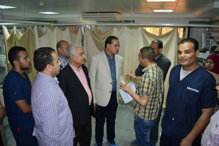اللجنة العليا لزراعة الأعضاء البشرية تزور المستشفي الجامعي بسوهاج