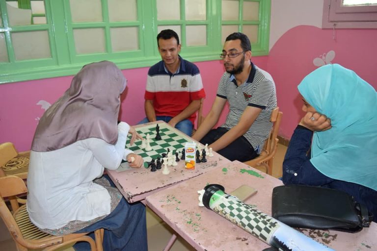 جامعة سوهاج تبدأ الاستعداد للمشاركة فى أسبوع المدن بالسويس