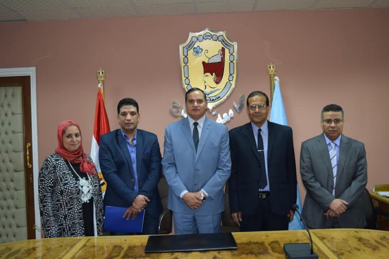 بروتوكول تعاون بين جامعة سوهاج وهيئة الإسعاف لخدمة طلاب الجامعة