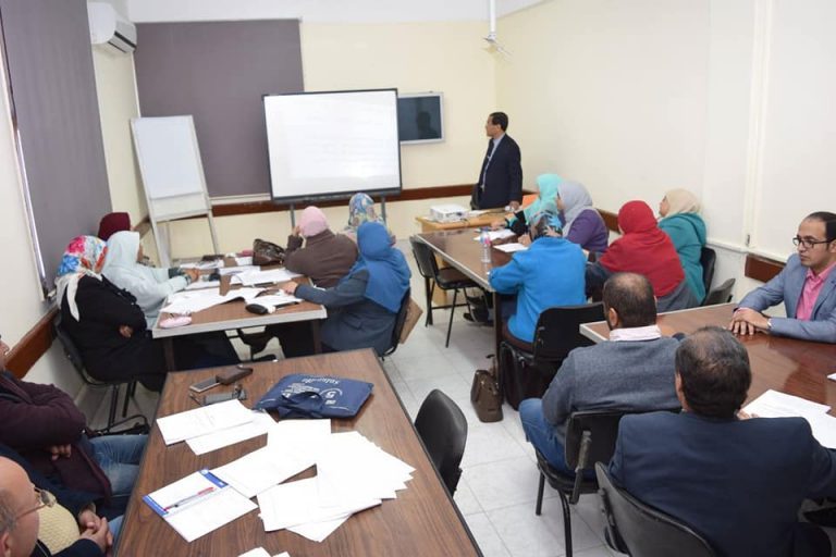 استمرار دورات برنامج المراجعة الخارجية بمركز ضمان الجودة بجامعة سوهاج