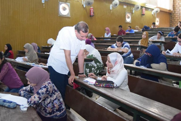 اليوم جامعة سوهاج تستأنف امتحانات فصلها الدراسي الثاني بعد إجازة العيد