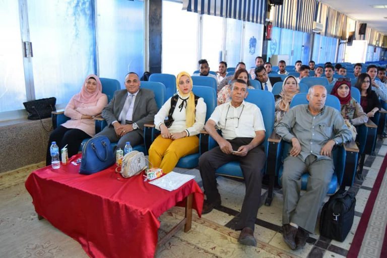 “العنف ضد المرأة” بجامعة سوهاج تبحث عن حلول جذرية لختان الإناث