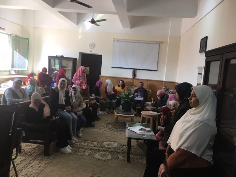 امتحانات طلاب القسم الميكروبيولوجي على أعلى أسس التقييم القومية