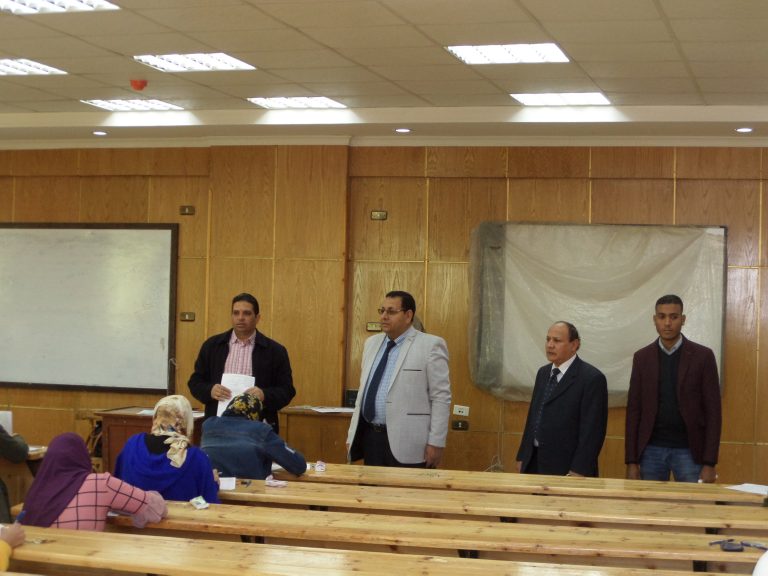 استمرار امتحانات الفصل الدراسي الاول 2019-2020