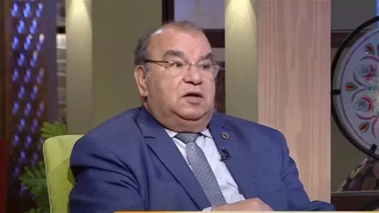 منقول :الكاتب الصحفي رفعت فياض يشيد بجامعة سوهاج ورئيسها الدكتور حسان النعماني