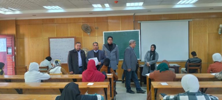 بدء امتحانات كلية الزراعة جامعة سوهاج